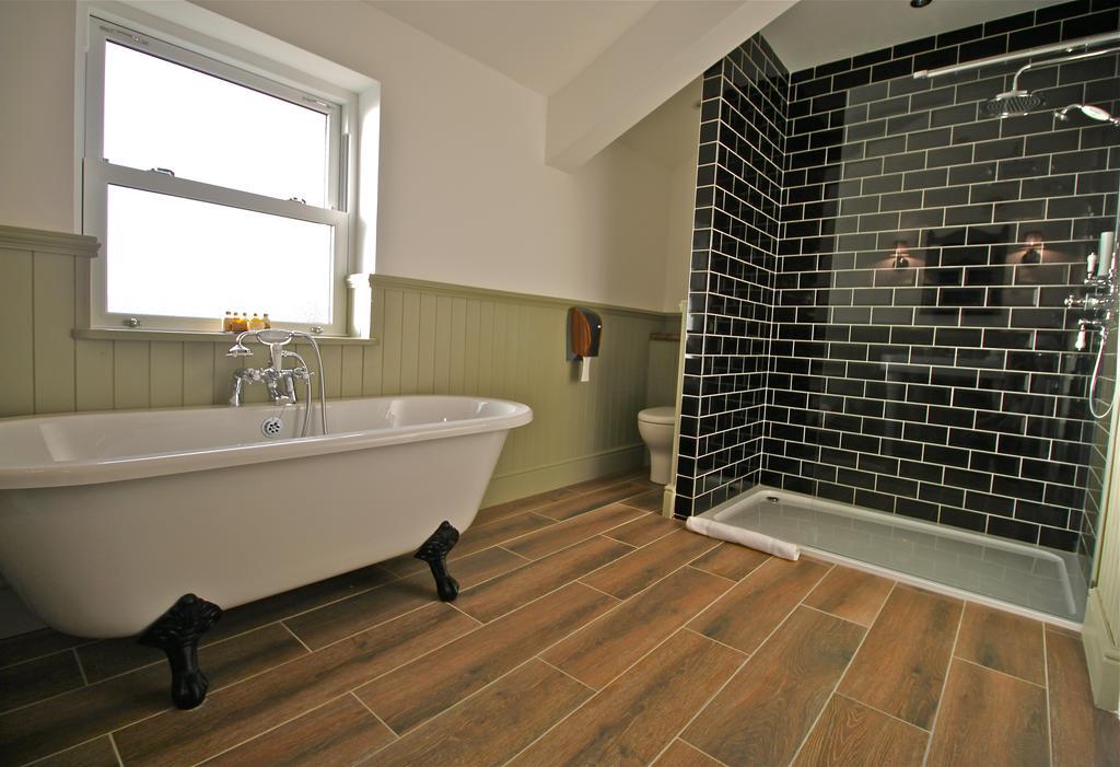 Birches Brow Boutique Guestrooms Aughton ภายนอก รูปภาพ