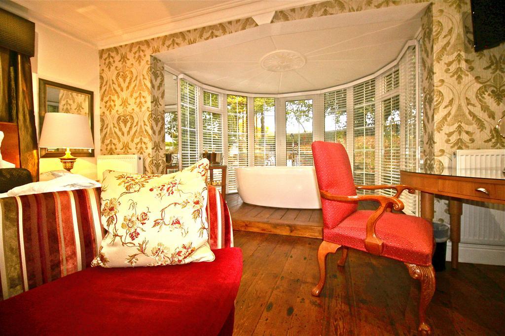 Birches Brow Boutique Guestrooms Aughton ภายนอก รูปภาพ