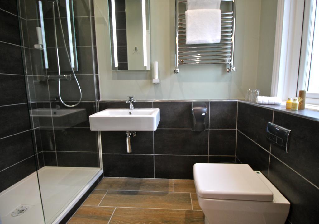 Birches Brow Boutique Guestrooms Aughton ภายนอก รูปภาพ
